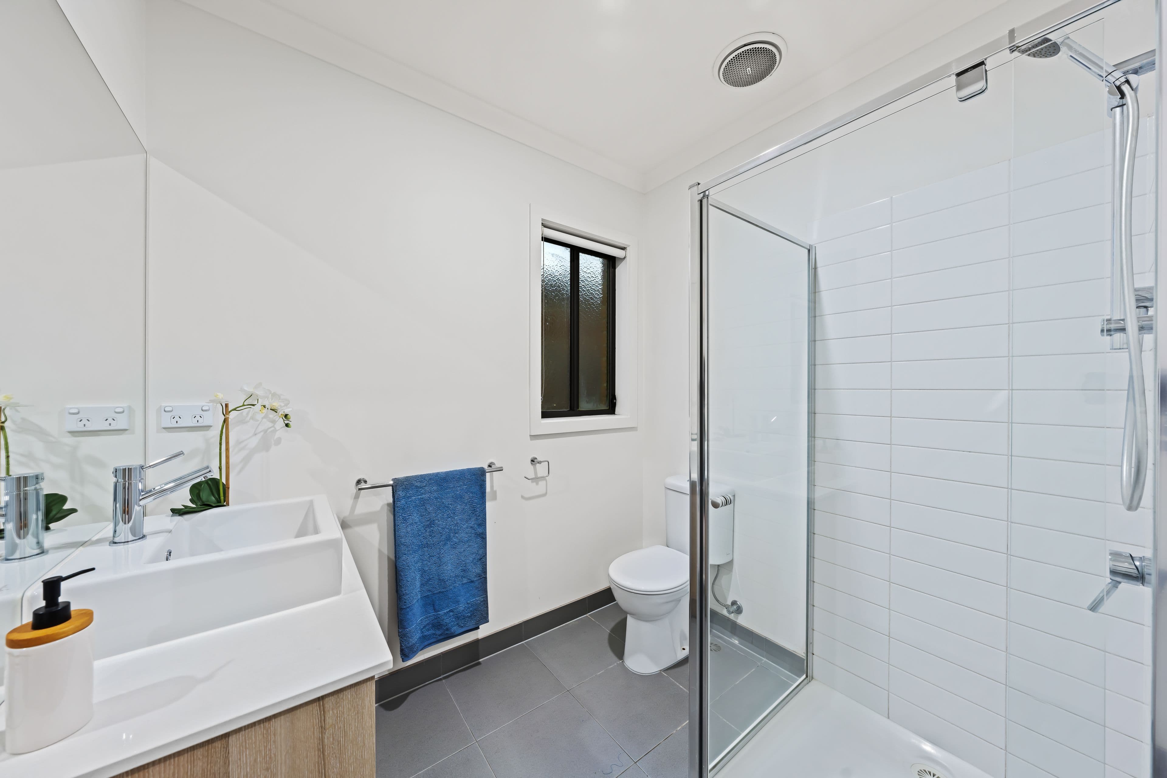 22 Sundaze Street, Clyde North VIC 3978, Clyde North - Thumbnail 7