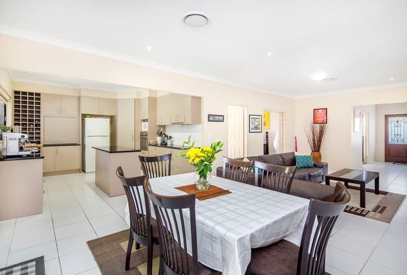 10 Mingus Street, SIPPY DOWNS QLD 4556, Sippy Downs - Thumbnail 2
