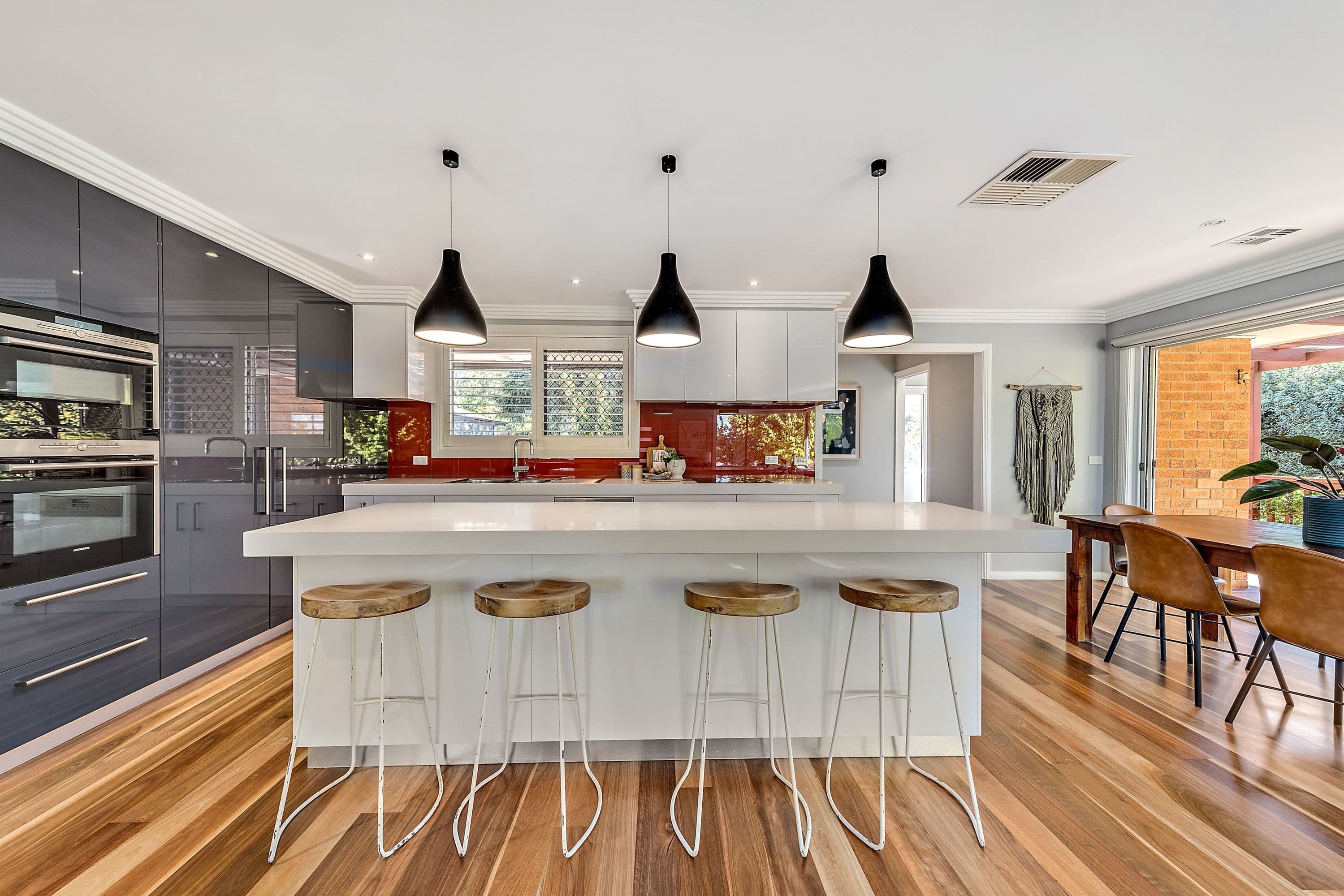 37 Castlereagh Crescent, Macquarie ACT 2614, Macquarie - Thumbnail 2