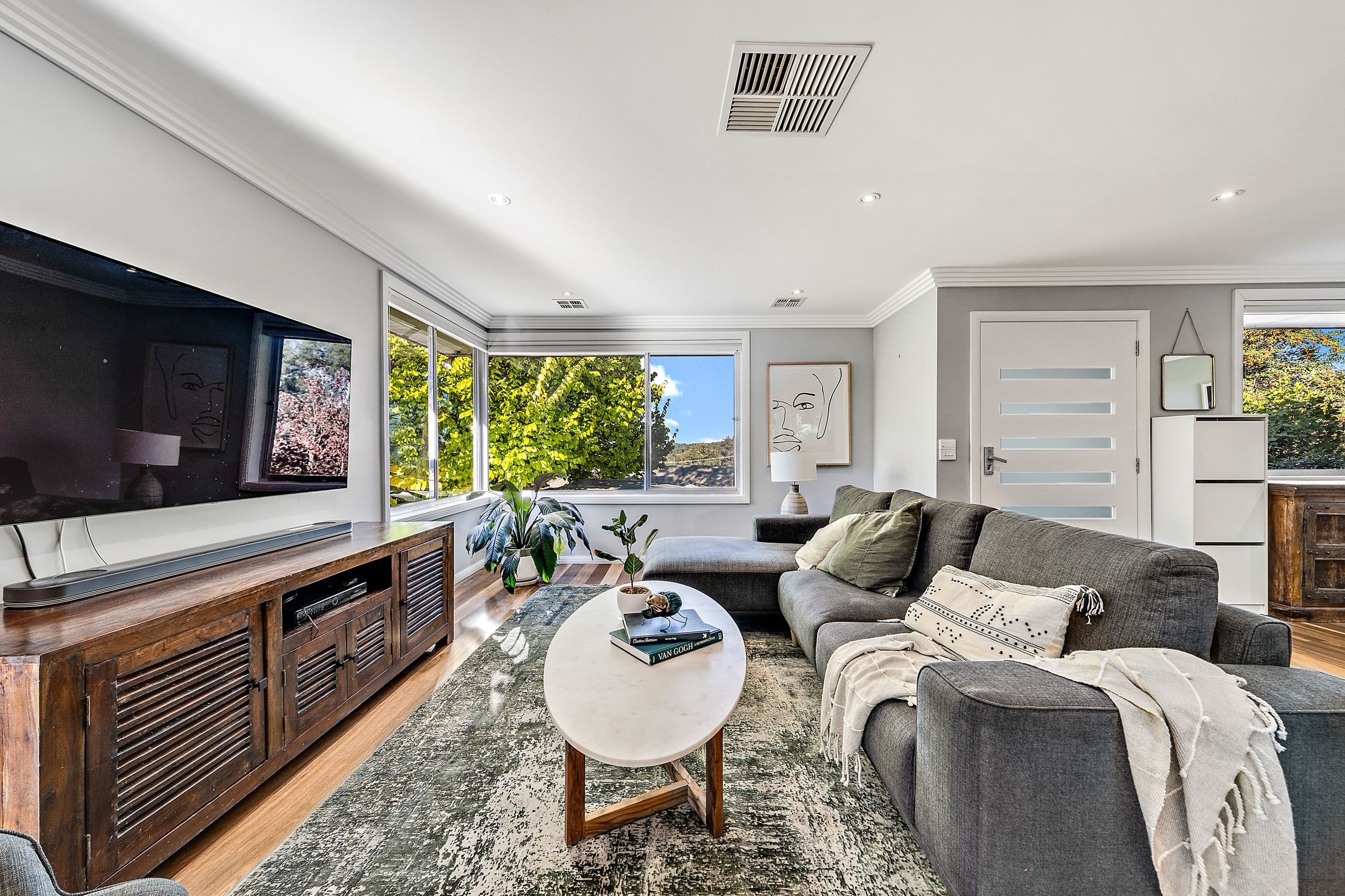 37 Castlereagh Crescent, Macquarie ACT 2614, Macquarie - Thumbnail 4
