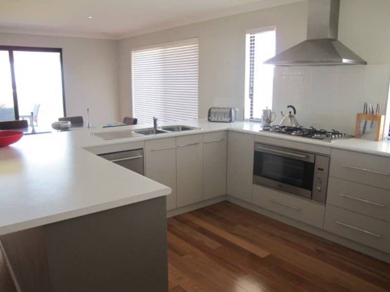 105 Ilma Rise, WANDINA WA 6530, Wandina - Thumbnail 2