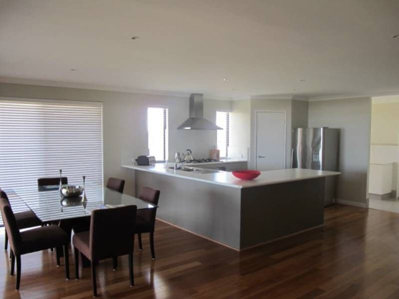 105 Ilma Rise, WANDINA WA 6530, Wandina - Thumbnail 4