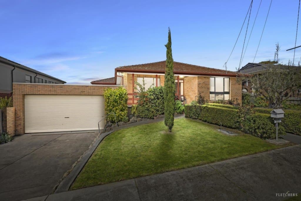 18 Ansett Crescent, Forest Hill - Image 1