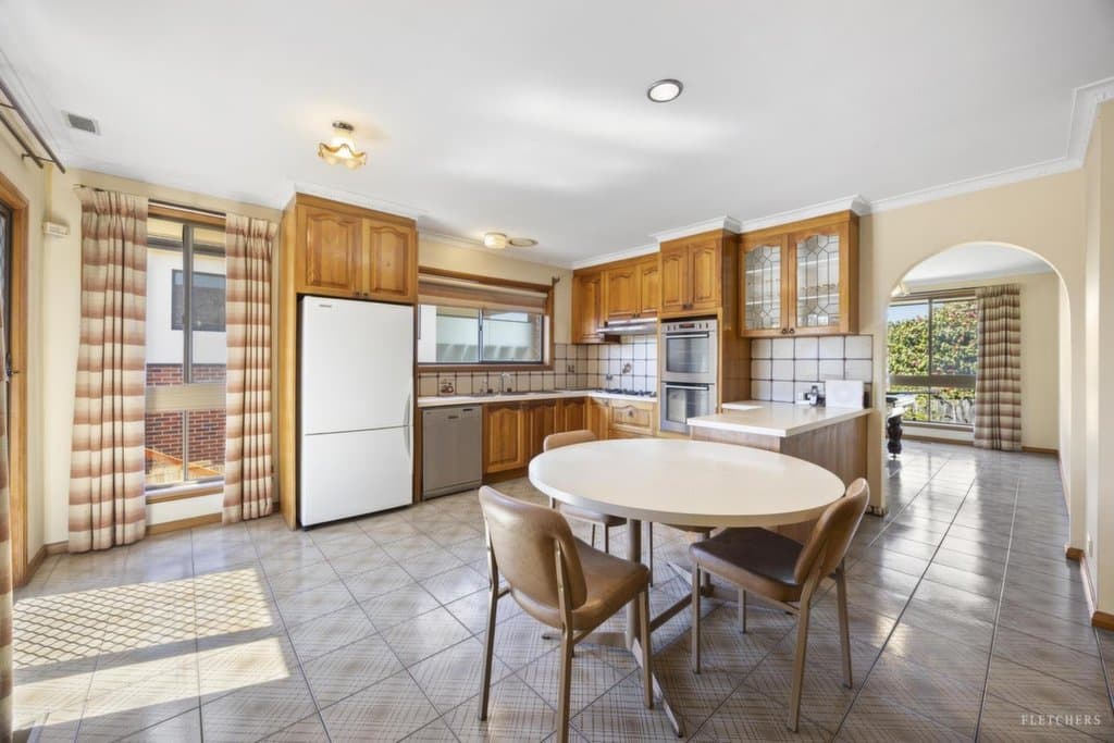 18 Ansett Crescent, Forest Hill - Thumbnail 6