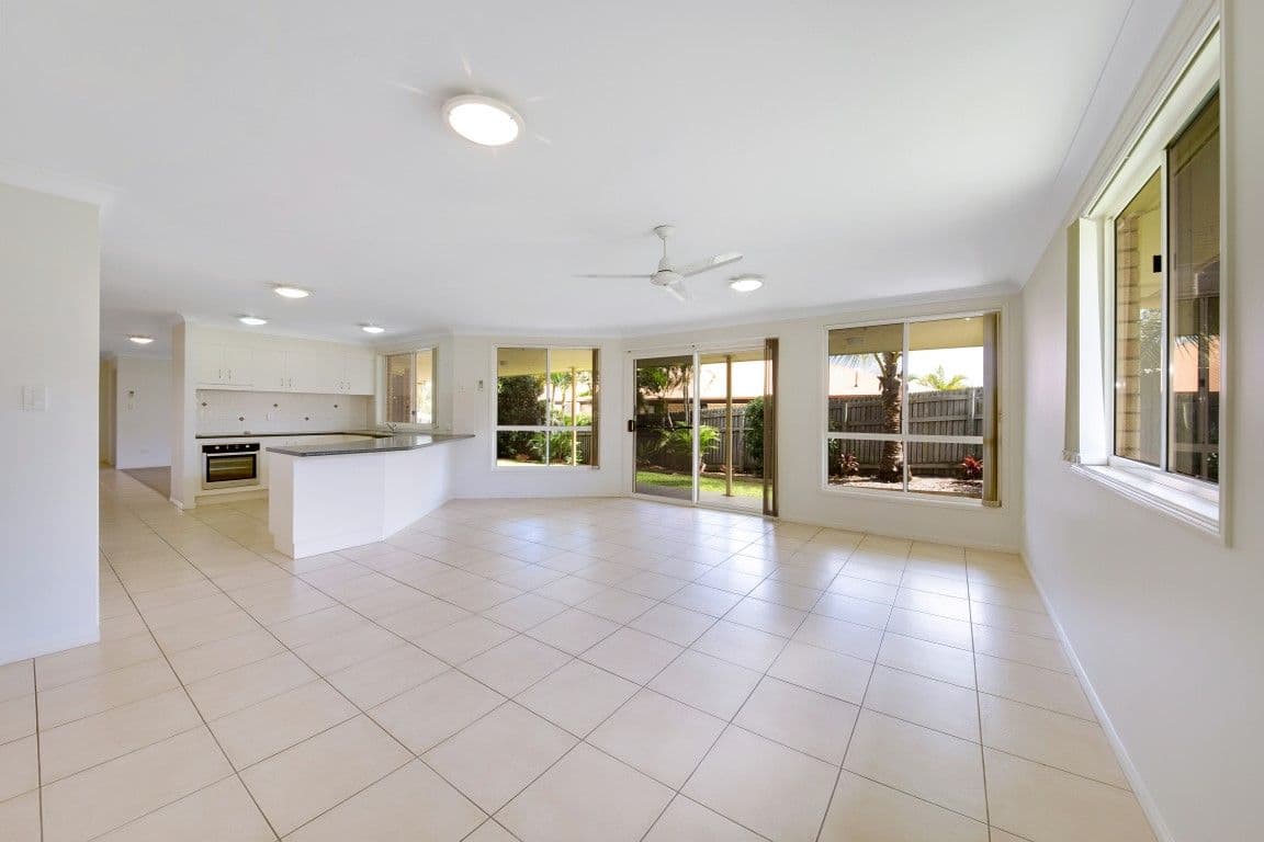 55 Col Brown Avenue, Clinton QLD 4680, Clinton - Thumbnail 3