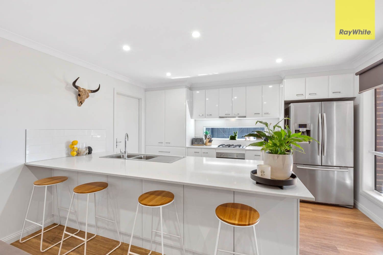 37 McLachlan Street, Bacchus Marsh VIC 3340, Bacchus Marsh - Thumbnail 2