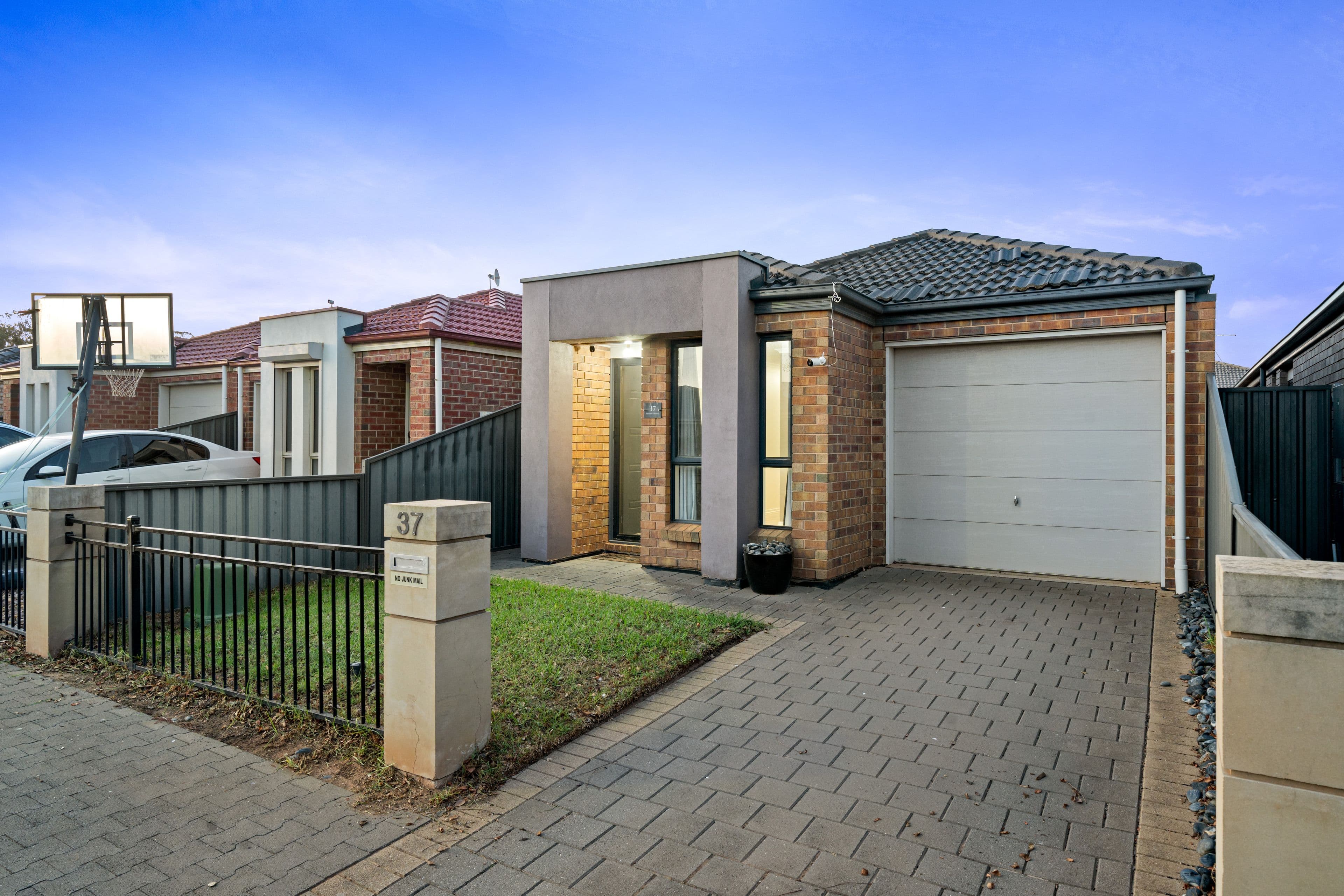 37 Riesling Crescent, Andrews Farm SA 5114, Andrews Farm - Thumbnail 2