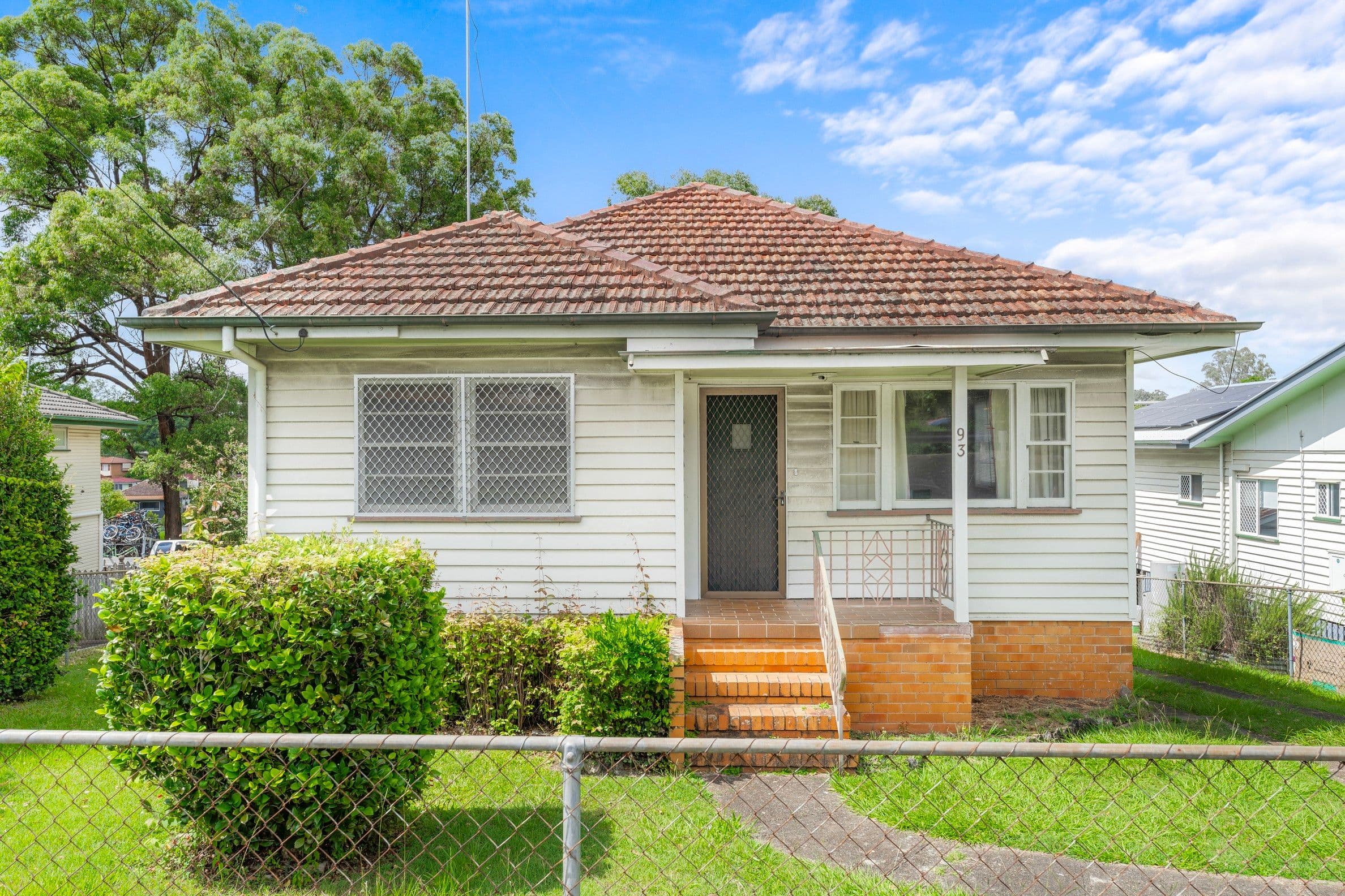 93 Creek Road, Mount Gravatt East QLD 4122, Mount Gravatt East - Thumbnail 2