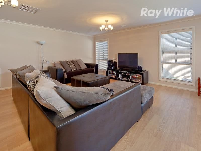 11 Lawson Circuit, LAVINGTON NSW 2641, Lavington - Thumbnail 5