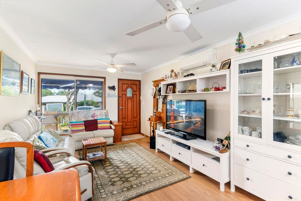 6 Weeumba Street, Currumbin QLD 4223, Currumbin - Thumbnail 2