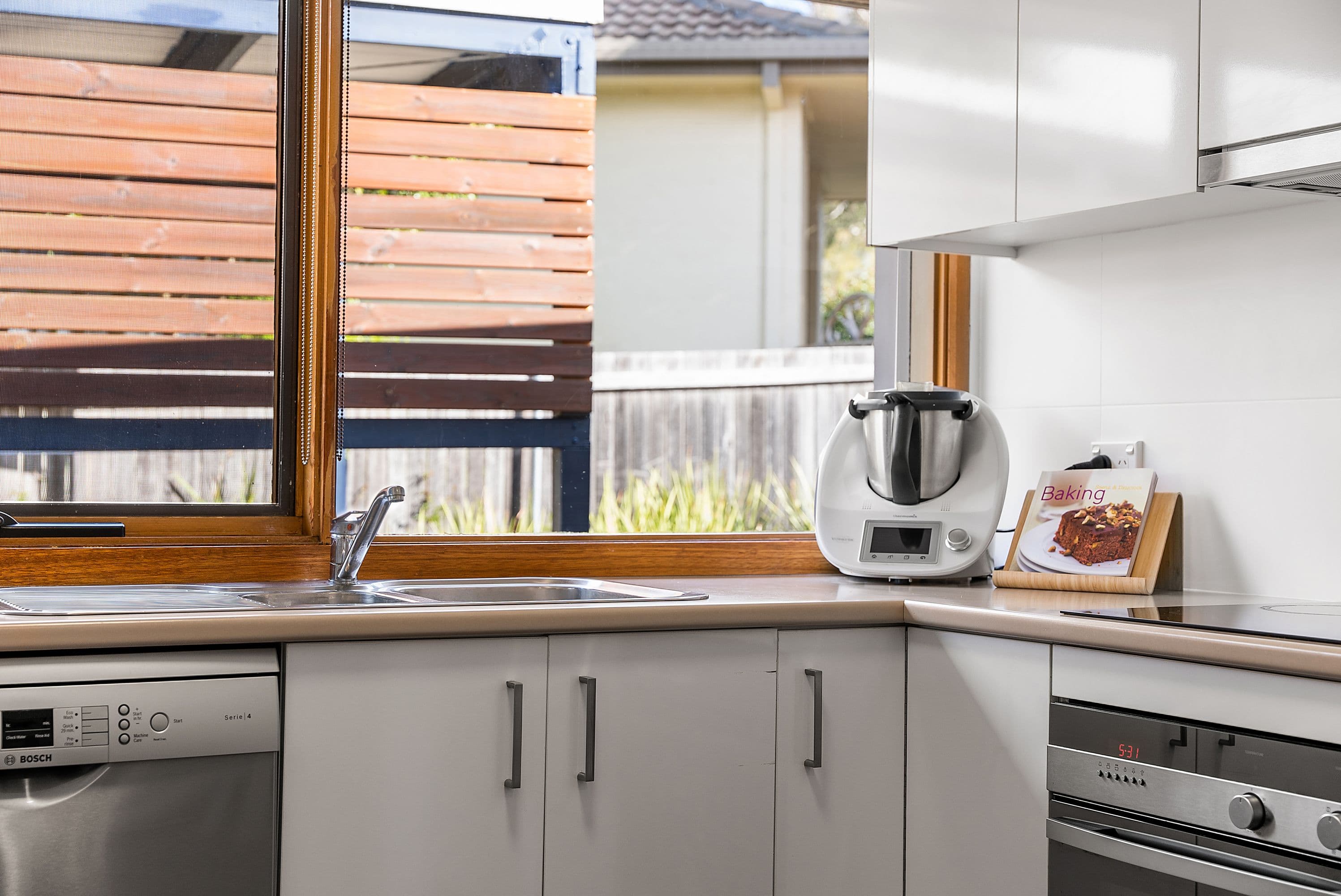 15 Challinor Crescent, Florey ACT 2615, Florey - Thumbnail 7