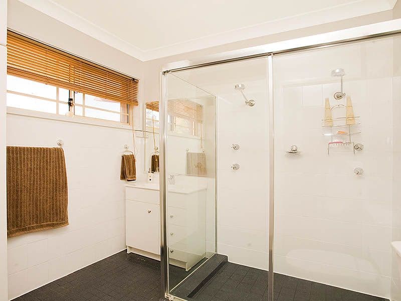 33  Gannons Road, CARINGBAH NSW 2229, Caringbah - Thumbnail 5