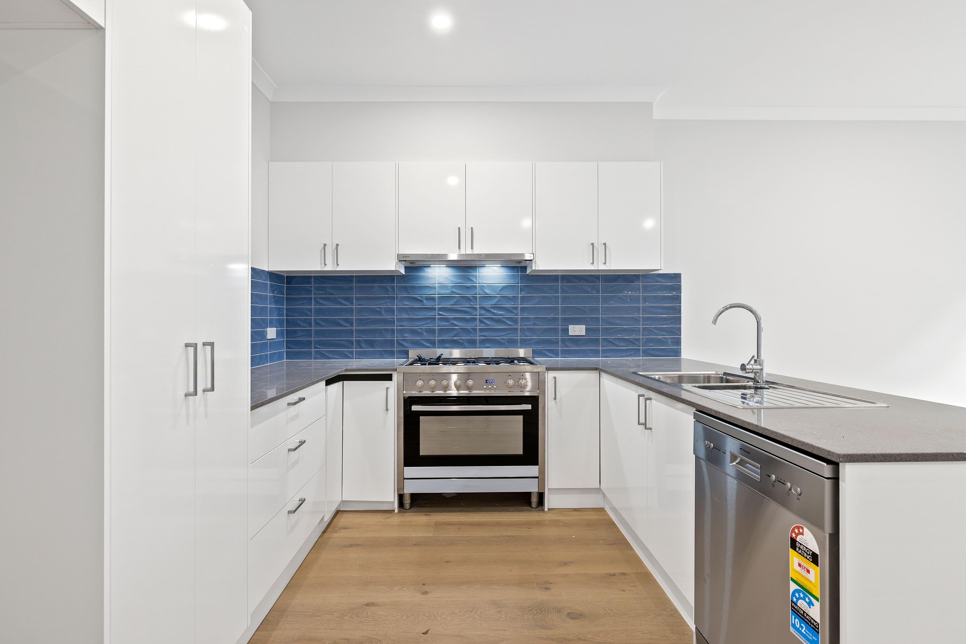 12 Browning Road, Boronia VIC 3155, Boronia - Thumbnail 2