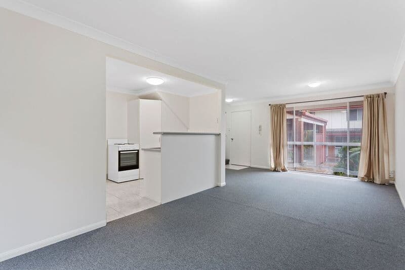 132 Smith Road, Woodridge QLD 4114, Woodridge - Thumbnail 2