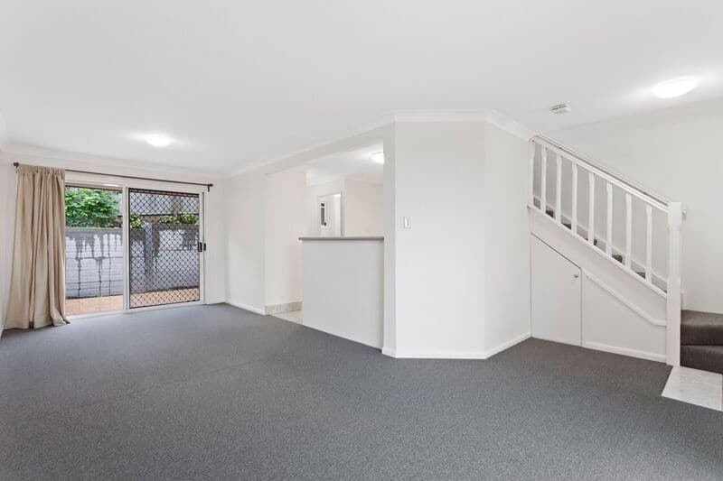 132 Smith Road, Woodridge QLD 4114, Woodridge - Thumbnail 3