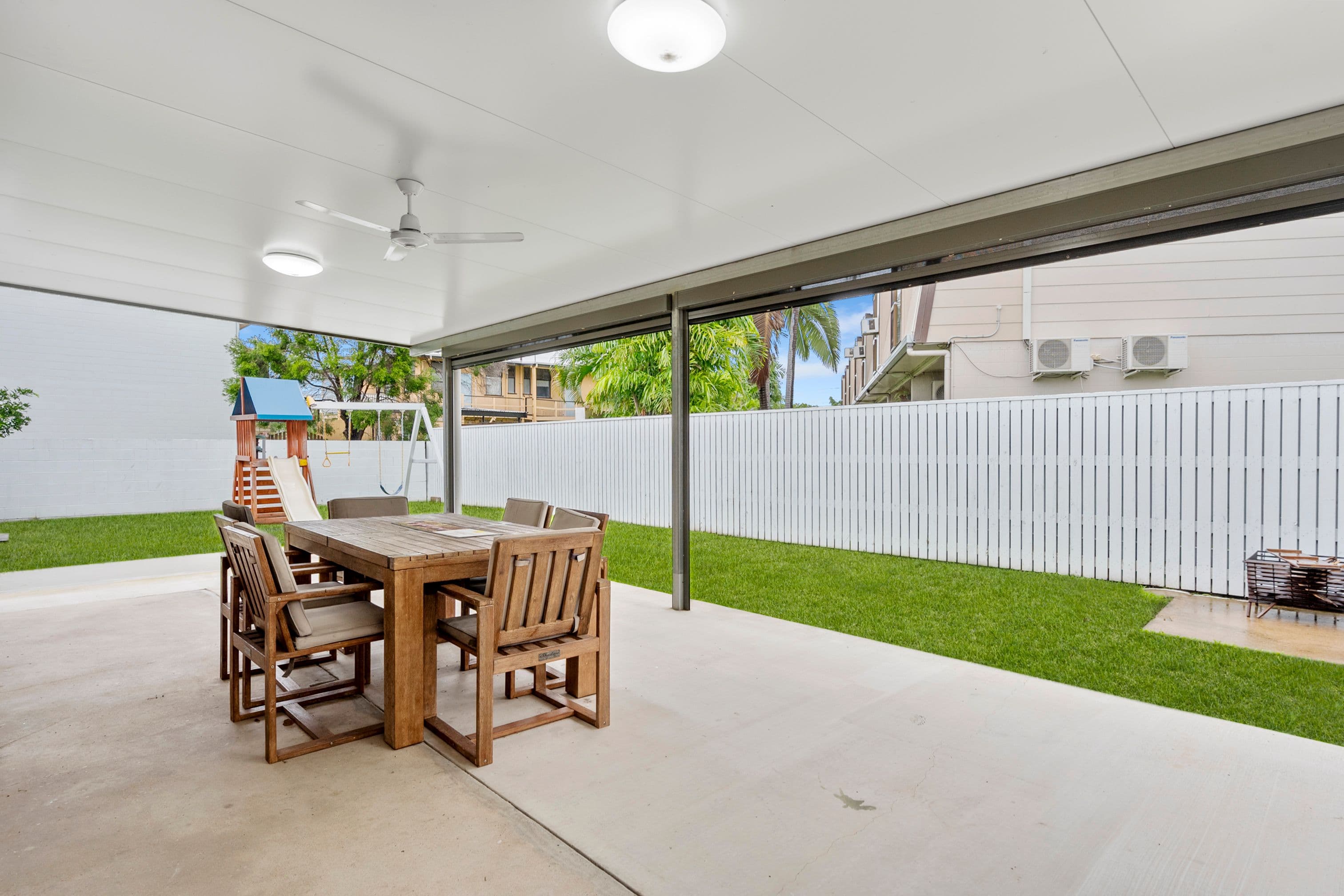 4 Watson Street, Rosslea QLD 4812, Rosslea - Thumbnail 2