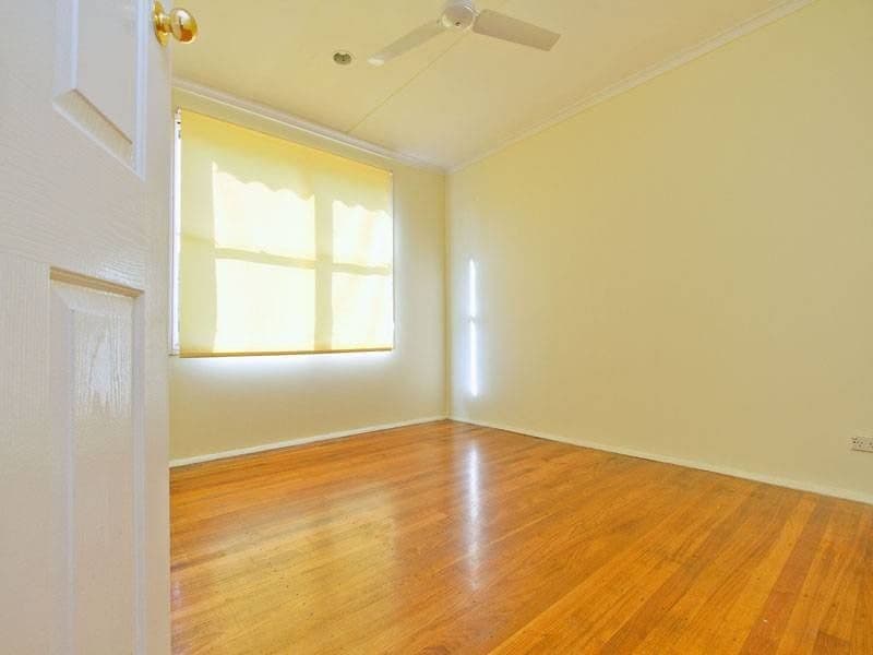 6 Rosemary Crescent, FRANKSTON NORTH VIC 3200, Frankston North - Thumbnail 6