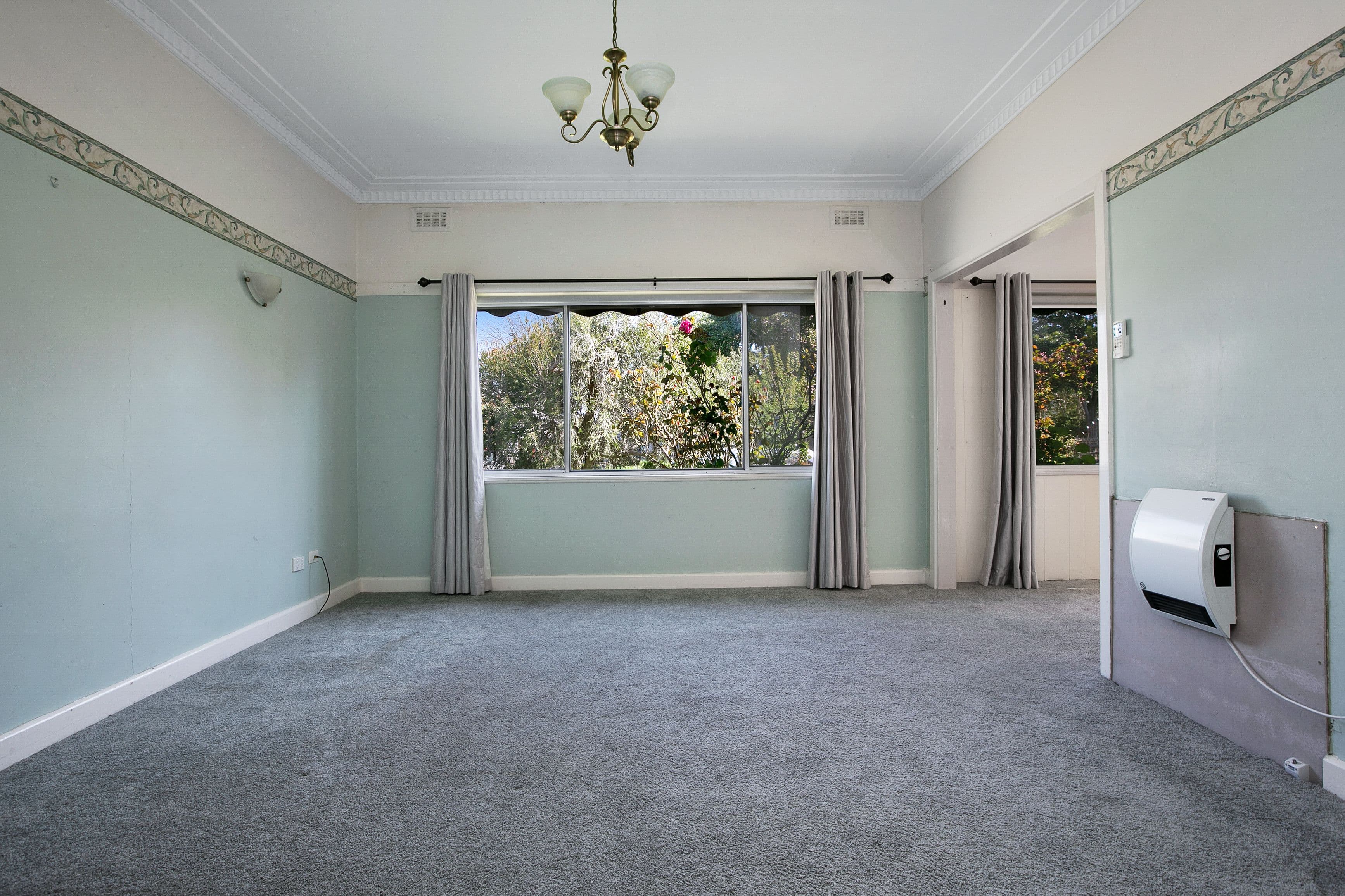 38 Pine Street, Reservoir VIC 3073, Reservoir - Thumbnail 3