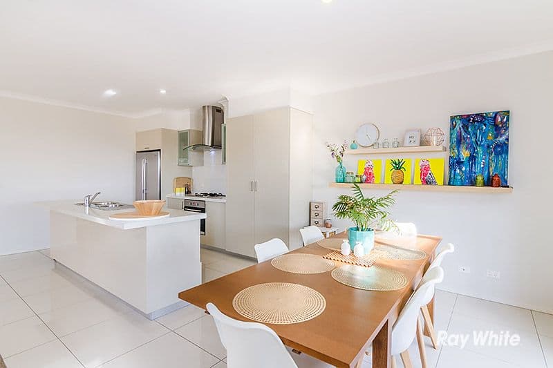 16 Lemon Grove, Cranbourne West VIC 3977, Cranbourne West - Thumbnail 5
