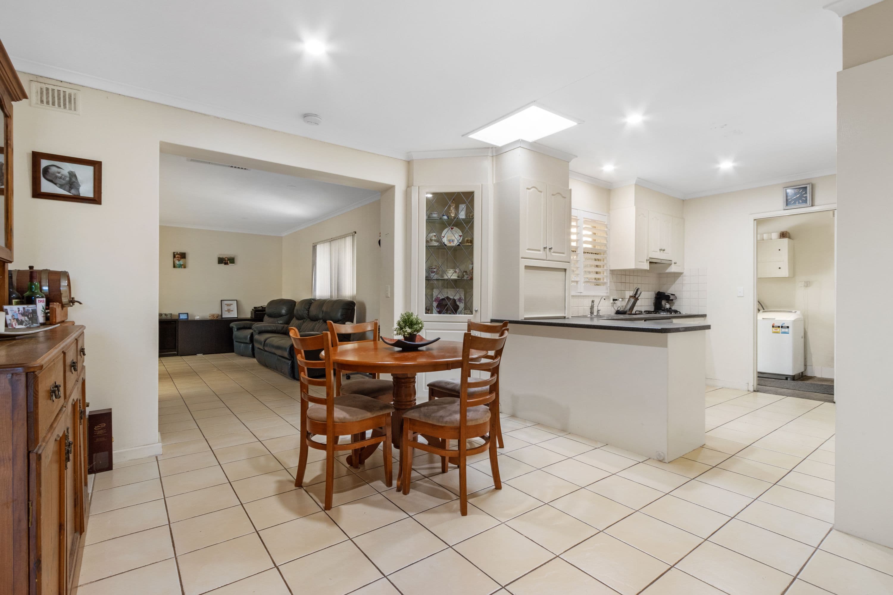 8 Macquarrie Court, West Lakes Shore SA 5020, West Lakes Shore - Thumbnail 5