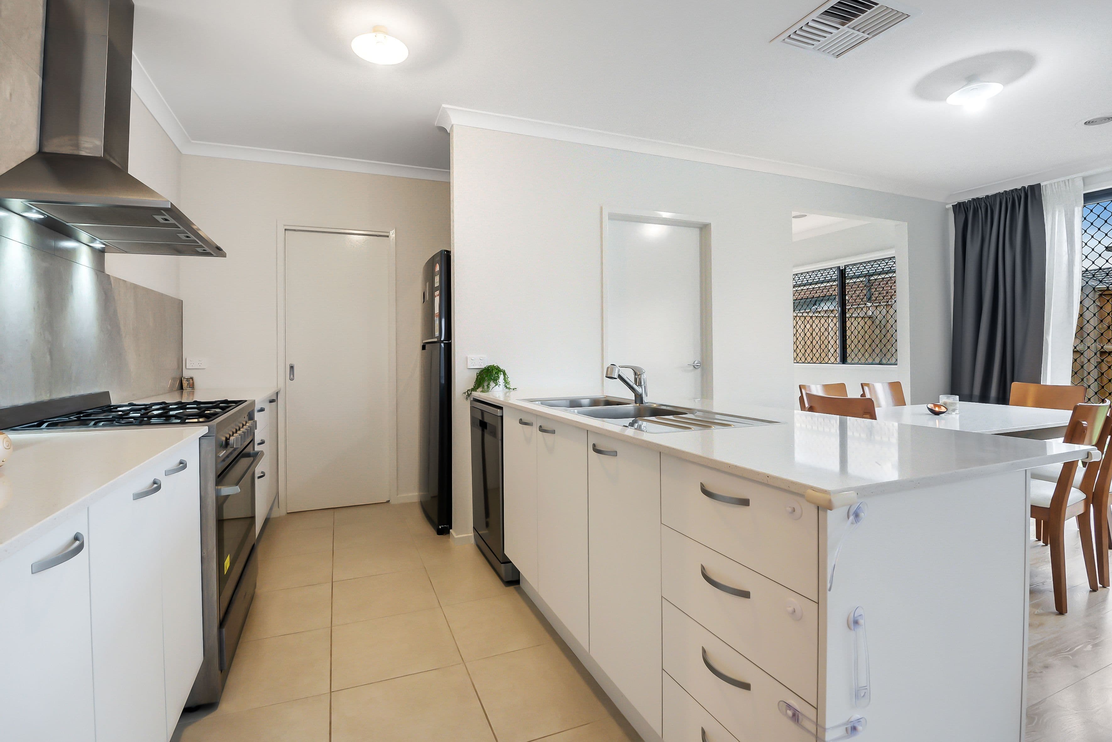 44 Selkirk Way, Mickleham VIC 3064, Mickleham - Thumbnail 4