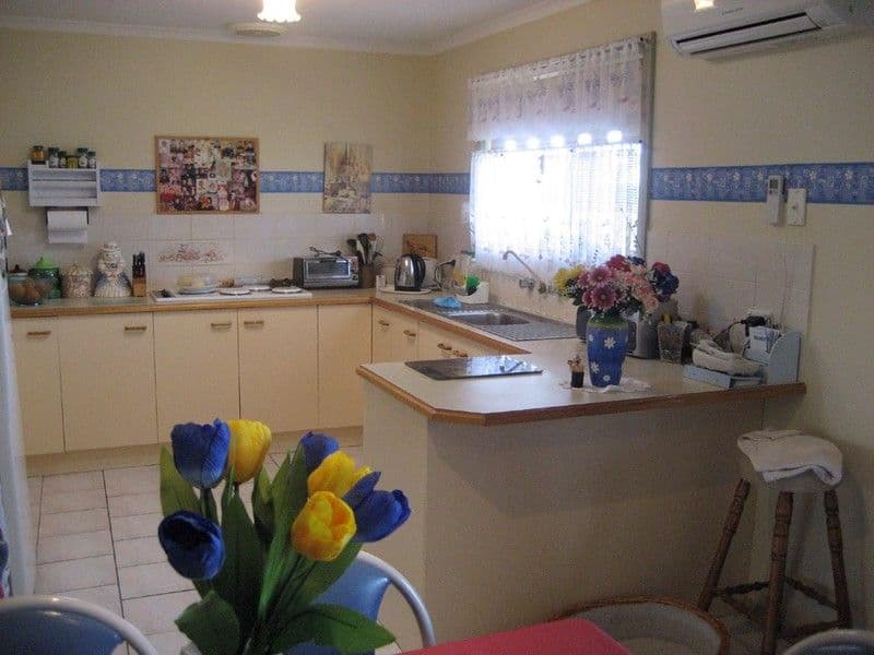 16 Stovold Place, ALEXANDRA HILLS, QLD, 4161, Alexandra Hills - Thumbnail 2