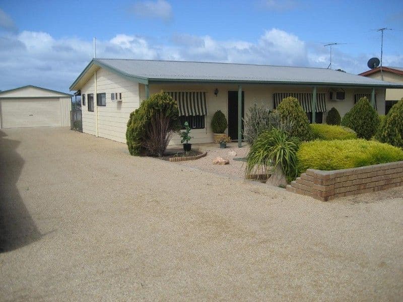 16 Stovold Place, ALEXANDRA HILLS, QLD, 4161, Alexandra Hills - Thumbnail 5
