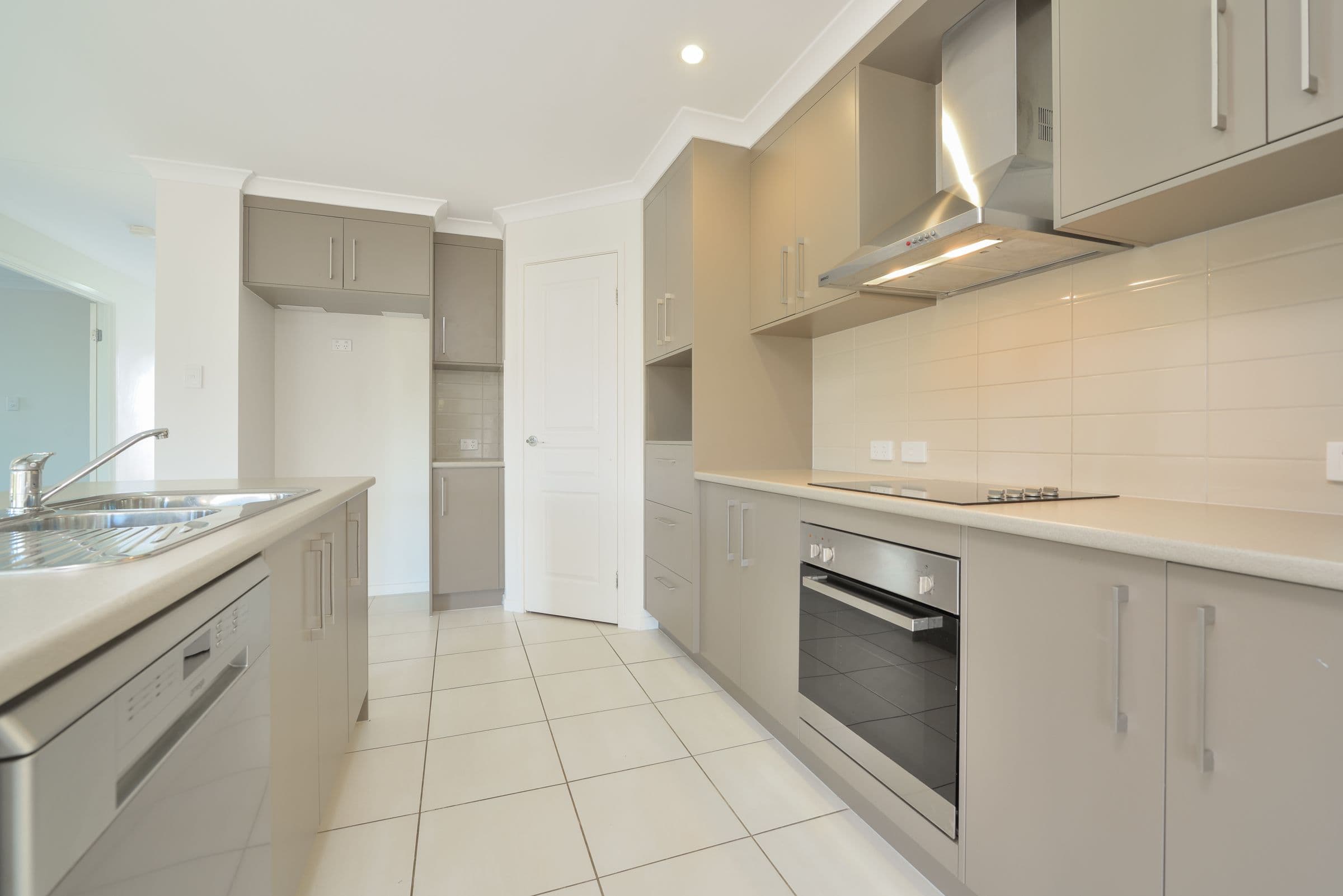 2 Sundew Street, New Auckland QLD 4680, New Auckland - Thumbnail 3