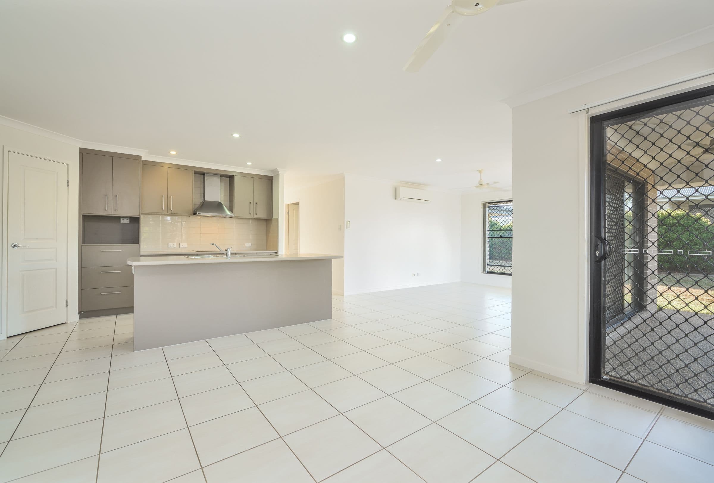 2 Sundew Street, New Auckland QLD 4680, New Auckland - Thumbnail 7
