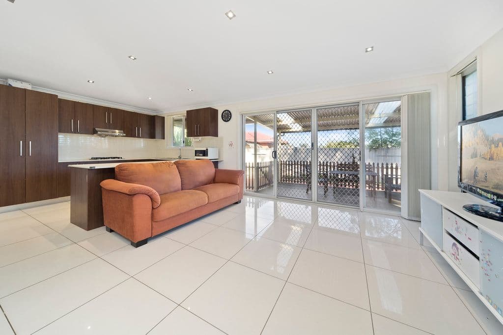 53 Lucretia Road, Seven Hills NSW 2147, Seven Hills - Thumbnail 2