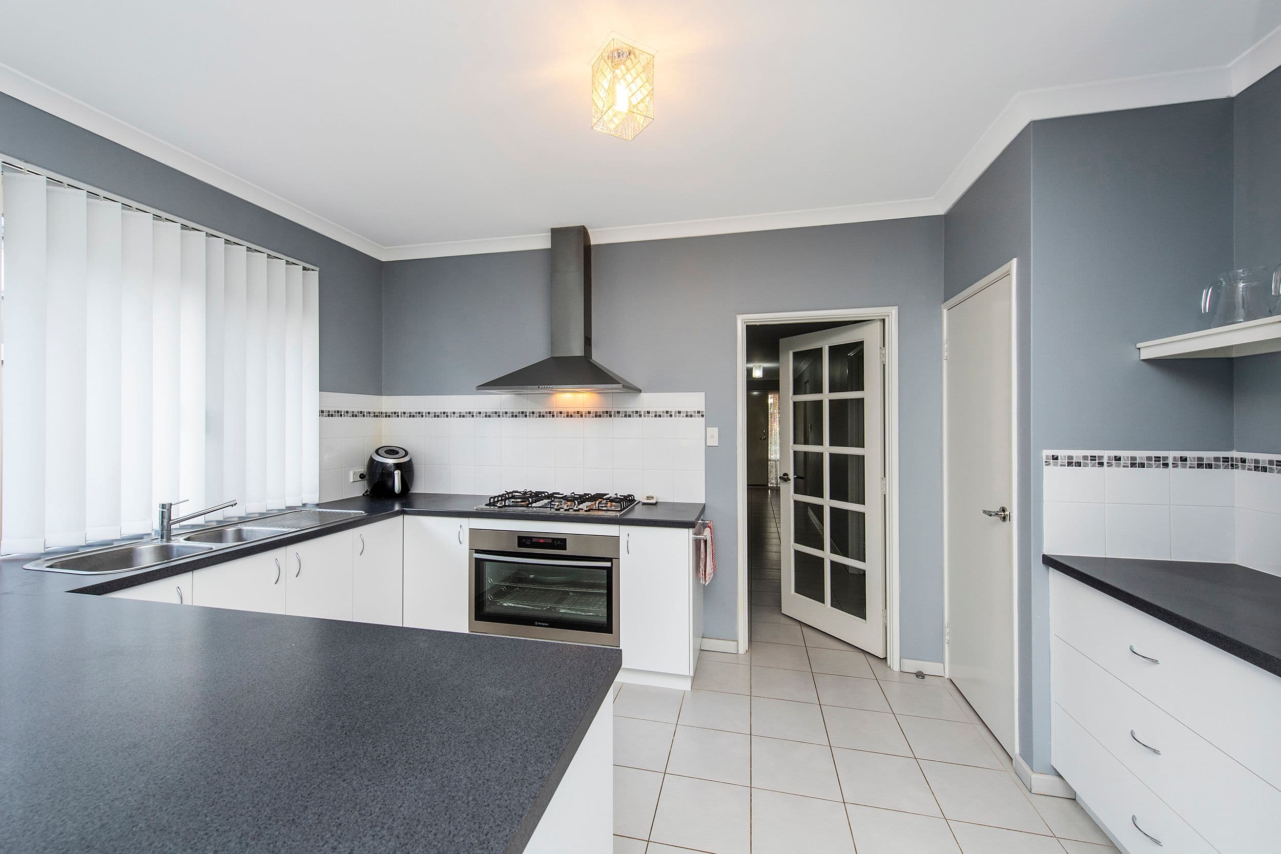 10 Anthony Gardens, Baldivis WA 6171, Baldivis - Thumbnail 4