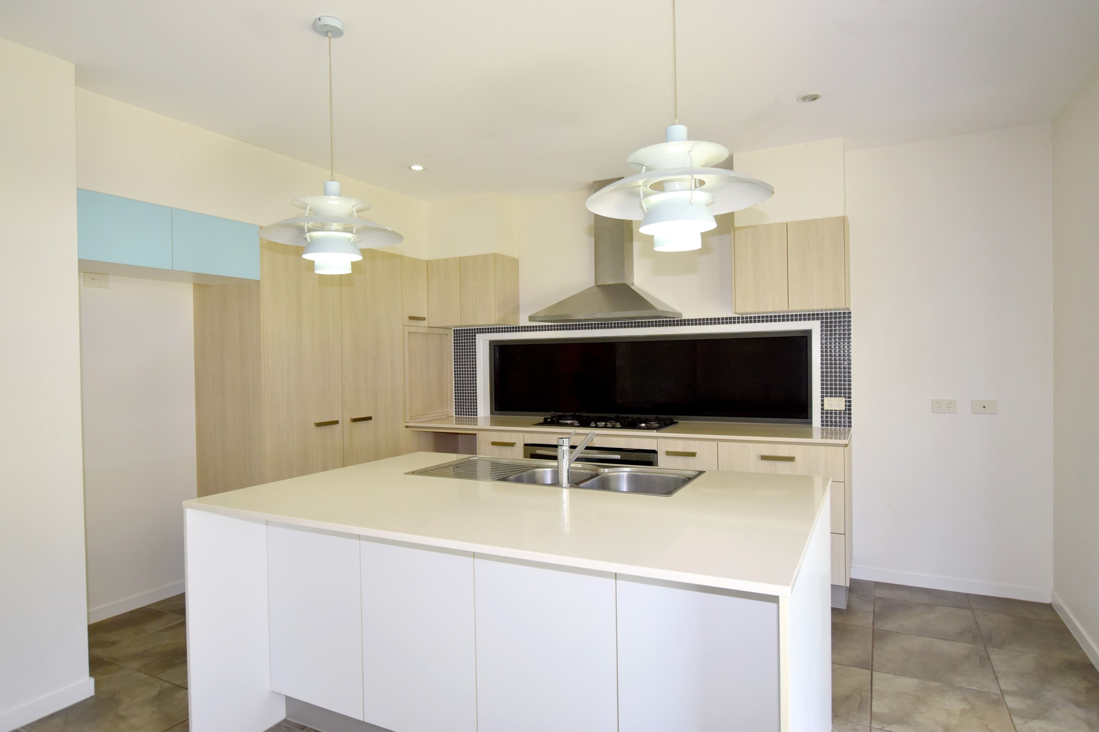 4 Kingfisher Street, New Auckland QLD 4680, New Auckland - Thumbnail 4