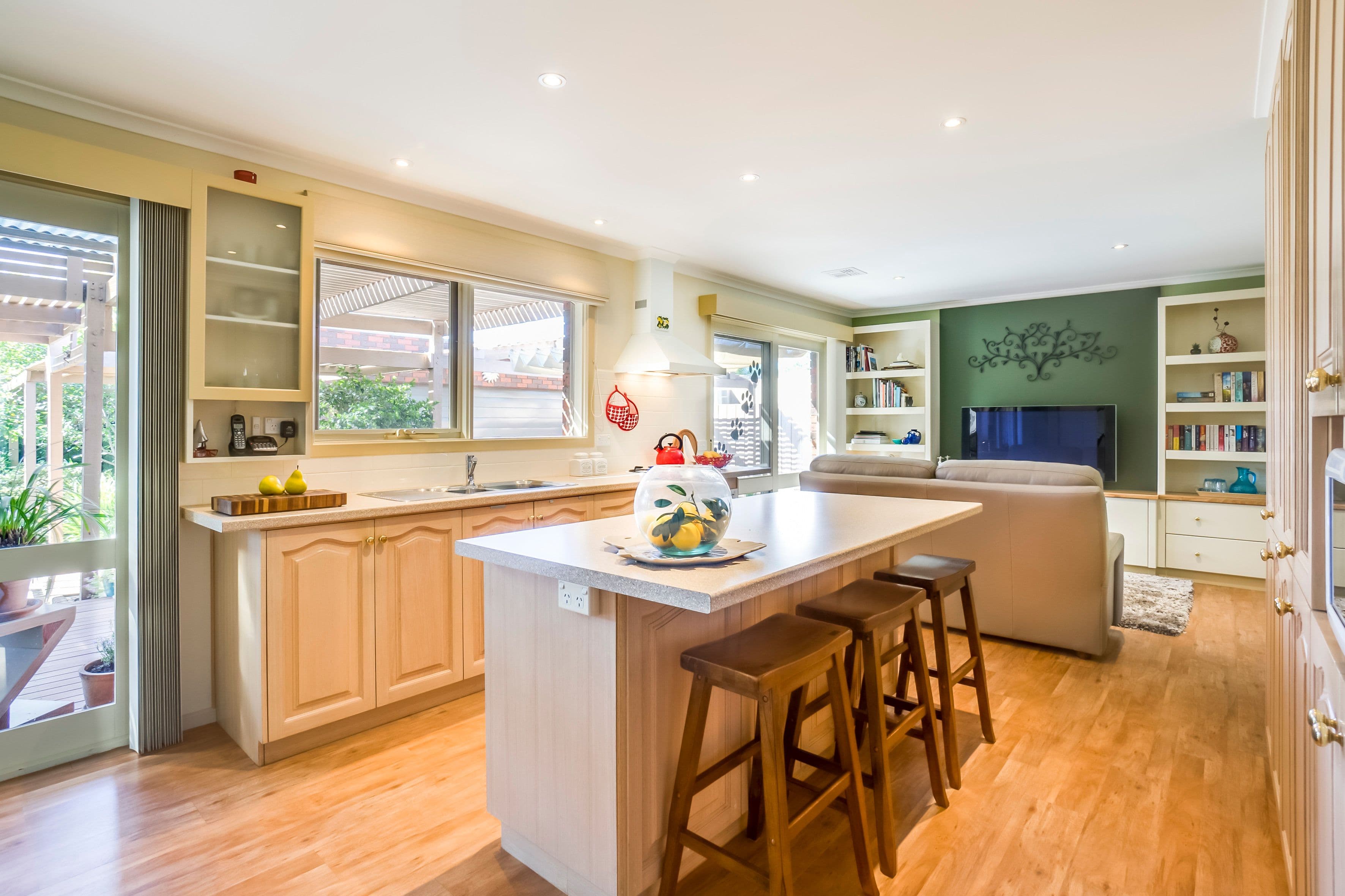 38 Huntingfield Drive, Hoppers Crossing VIC 3029, Hoppers Crossing - Thumbnail 3
