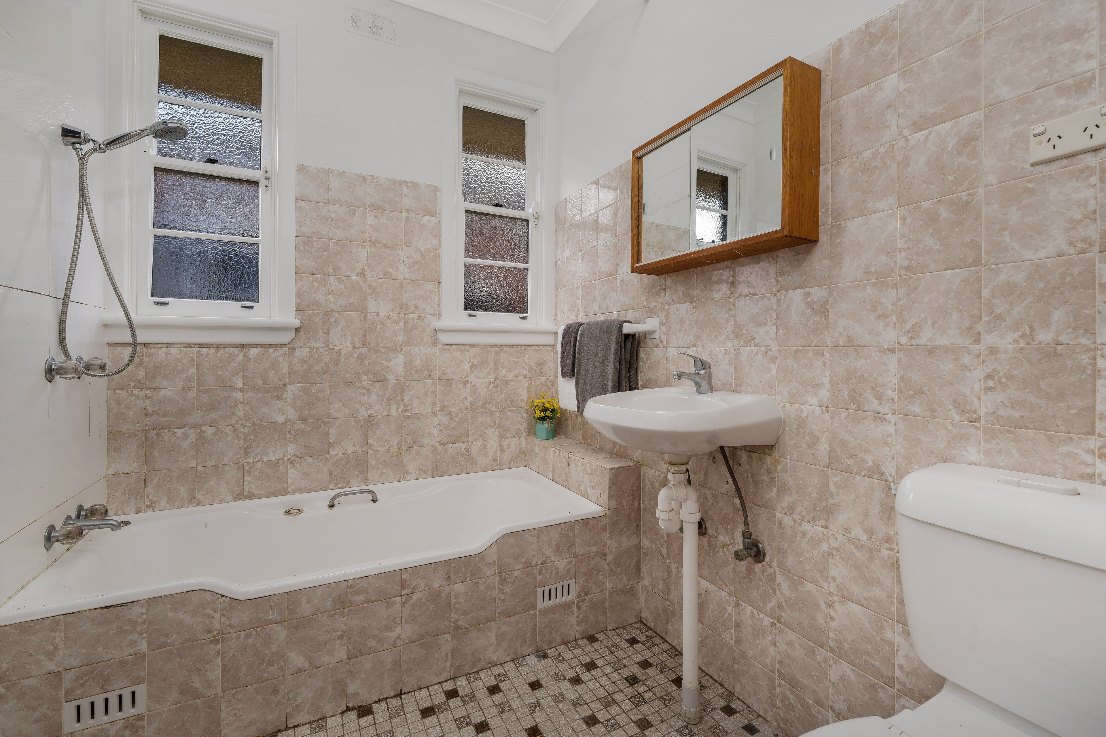 6 Foyle Street, Birrong NSW 2143, Birrong - Thumbnail 8