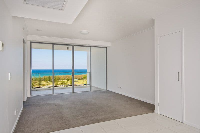 92 'Ocean Pacific', 25-29 Surf Parade, BROADBEACH QLD 4218, Broadbeach - Thumbnail 3