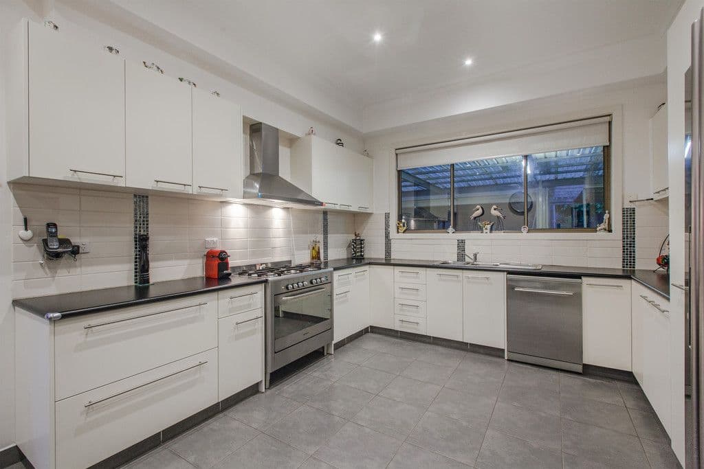 14 Beatty Street, Reservoir VIC 3073, Reservoir - Thumbnail 3