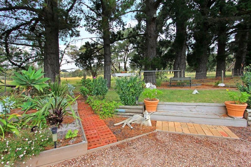 61 Carrathool Avenue, ROSEBUD VIC 3939, Rosebud - Thumbnail 6