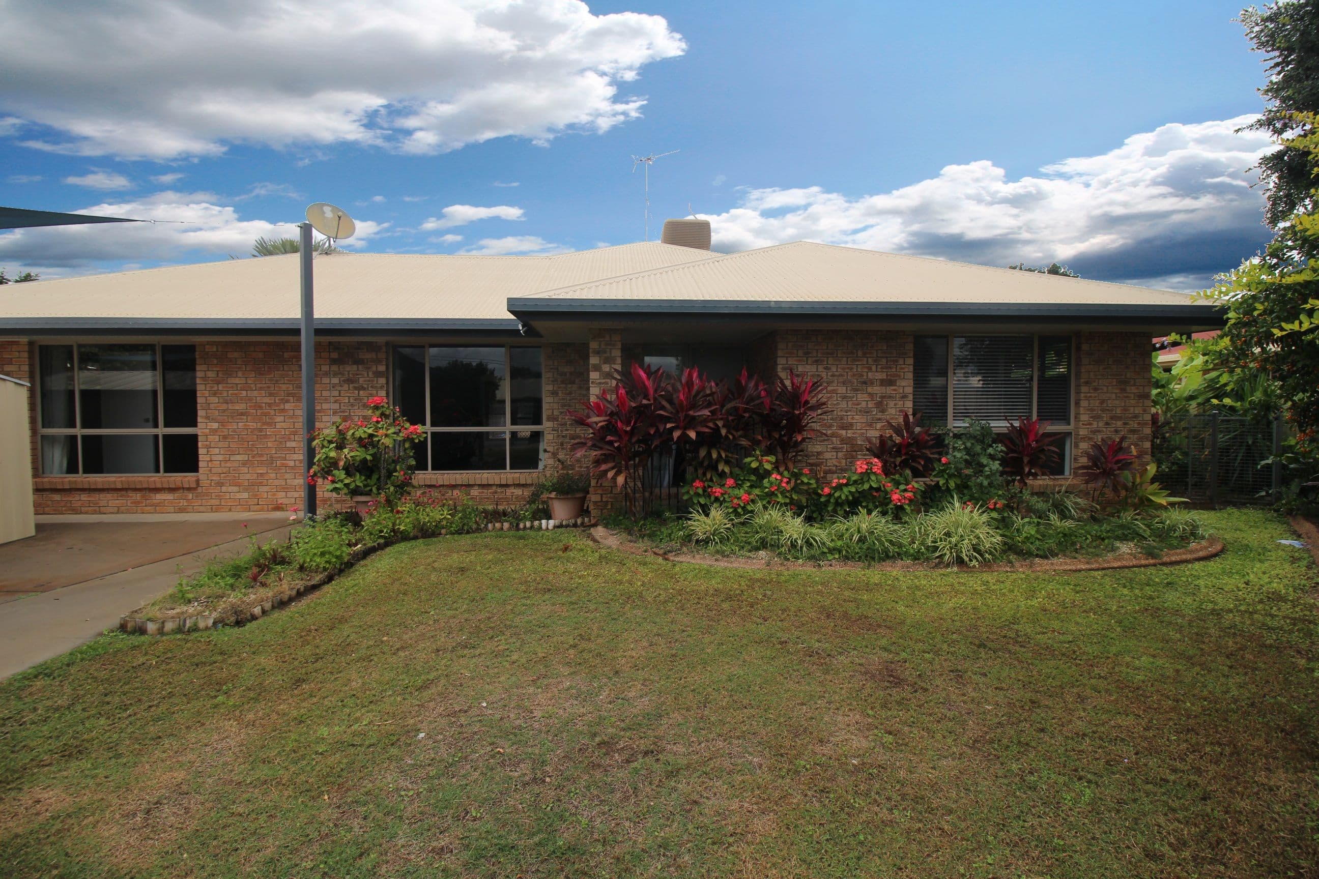 4A Shepherd Grove, Emerald QLD 4720, Emerald - Thumbnail 2