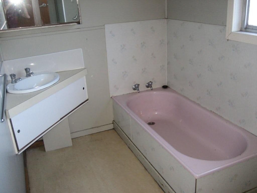 73 Driffield Street, QUEENSTOWN TAS 7467, Queenstown - Thumbnail 4