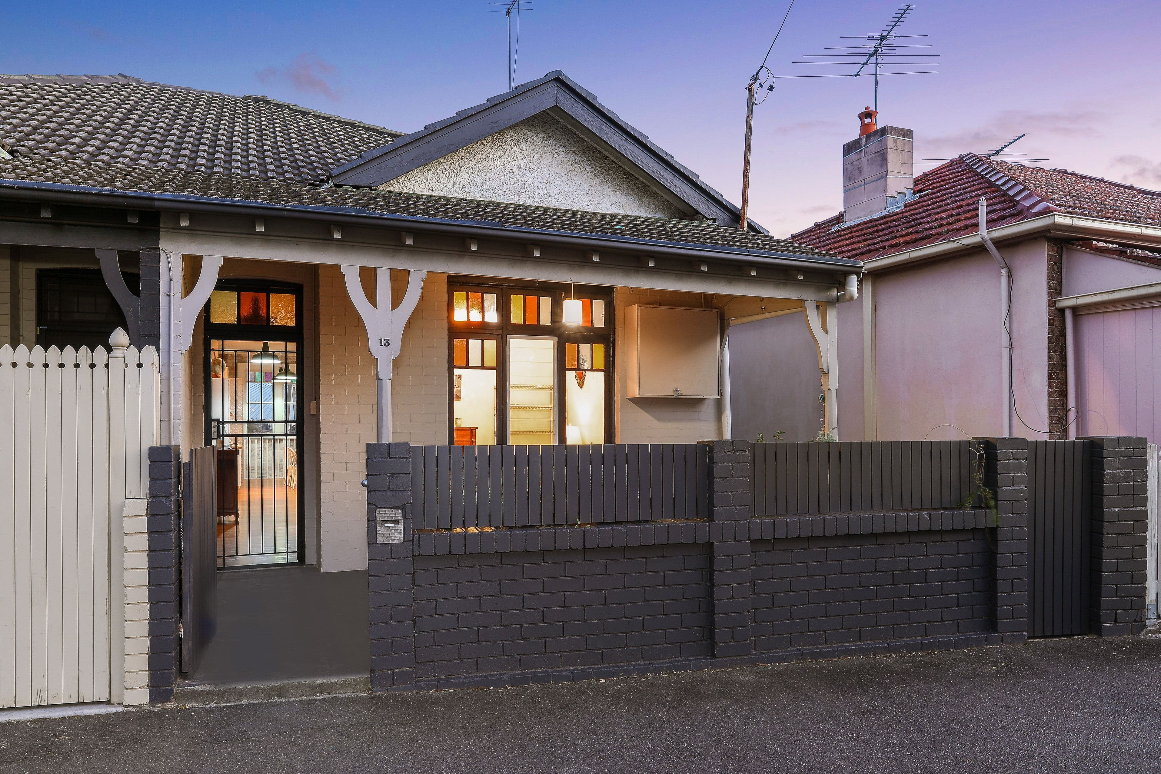 13 Darvall Street, Balmain - Image 1