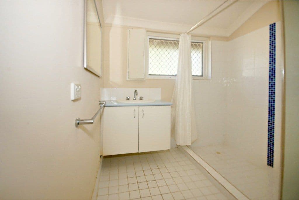 27a Loxwood Road, BALGA WA 6061, Balga - Thumbnail 4