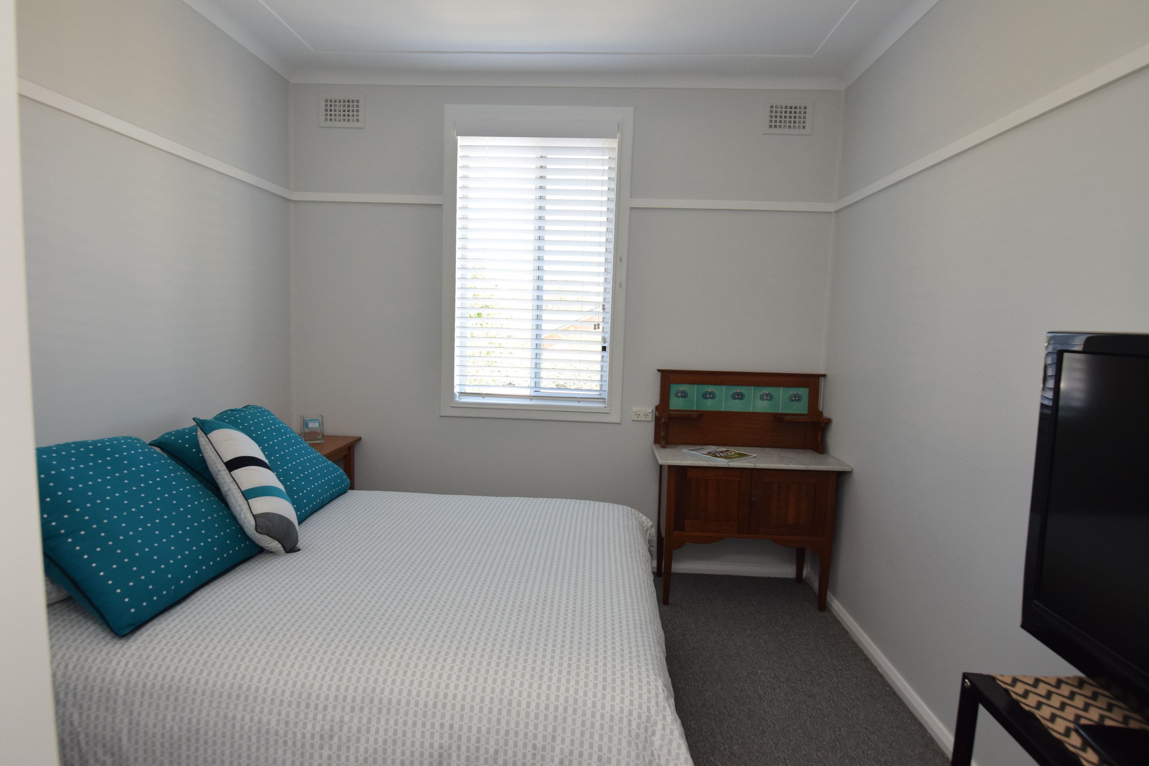 104 Douglas Street, Tenterfield - Thumbnail 8
