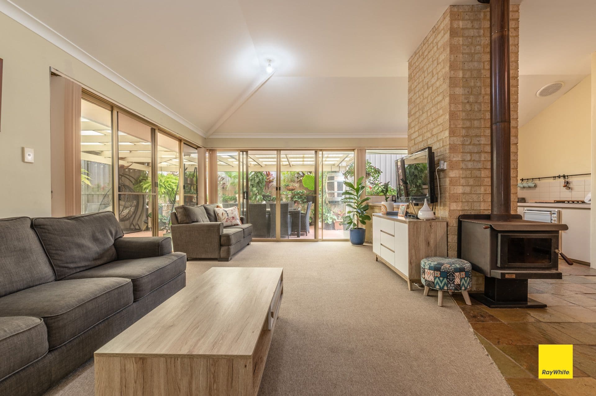 11 Harper Drive, Ledge Point WA 6043, Ledge Point - Thumbnail 2