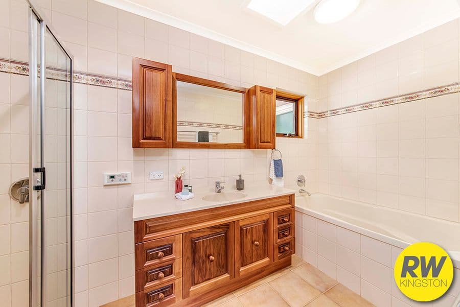 44 Finniss Crescent, Narrabundah ACT 2604, Narrabundah - Thumbnail 7