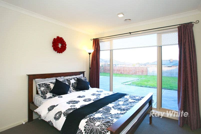 13 Wattle Valley Close, LYNDHURST VIC 3975, Lyndhurst - Thumbnail 5