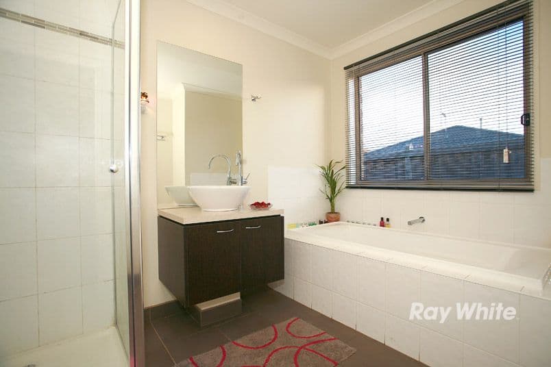 13 Wattle Valley Close, LYNDHURST VIC 3975, Lyndhurst - Thumbnail 7