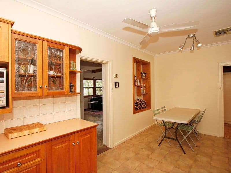 16 Hoover Road, HENLEY BEACH SOUTH SA 5022, Henley Beach South - Thumbnail 4