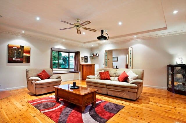 10  Borrie Street, RESERVOIR VIC 3073, Reservoir - Thumbnail 3