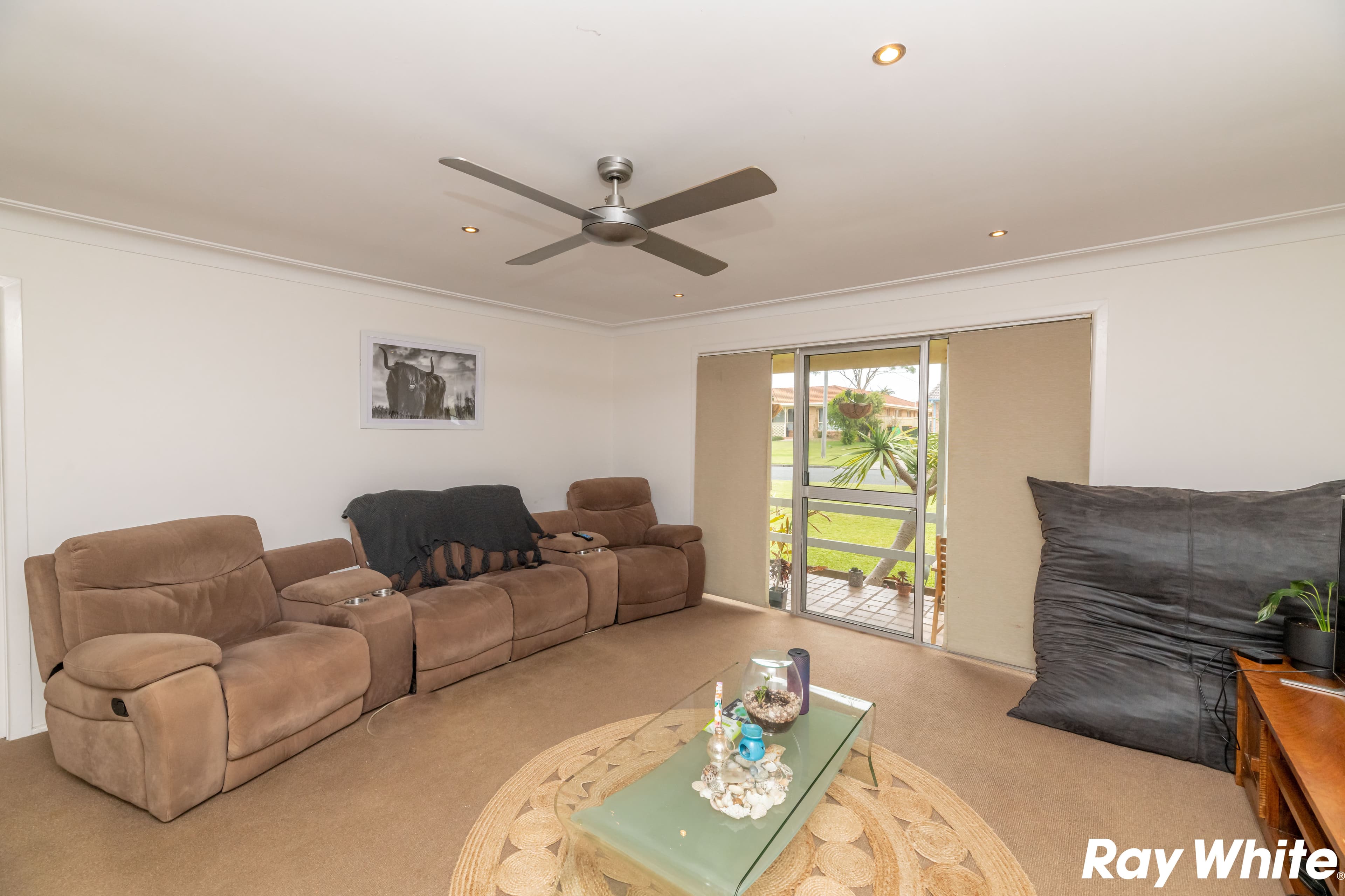 3 Capri Avenue, Forster NSW 2428, Forster - Thumbnail 2