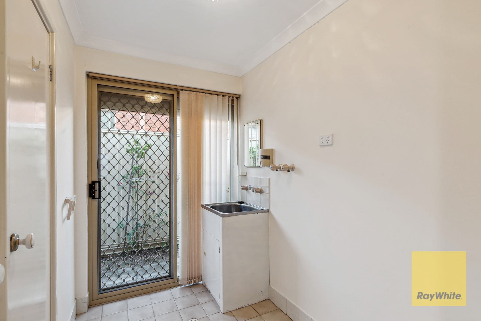 20 Apple Blossom Drive, Mirrabooka WA 6061, Mirrabooka - Thumbnail 8